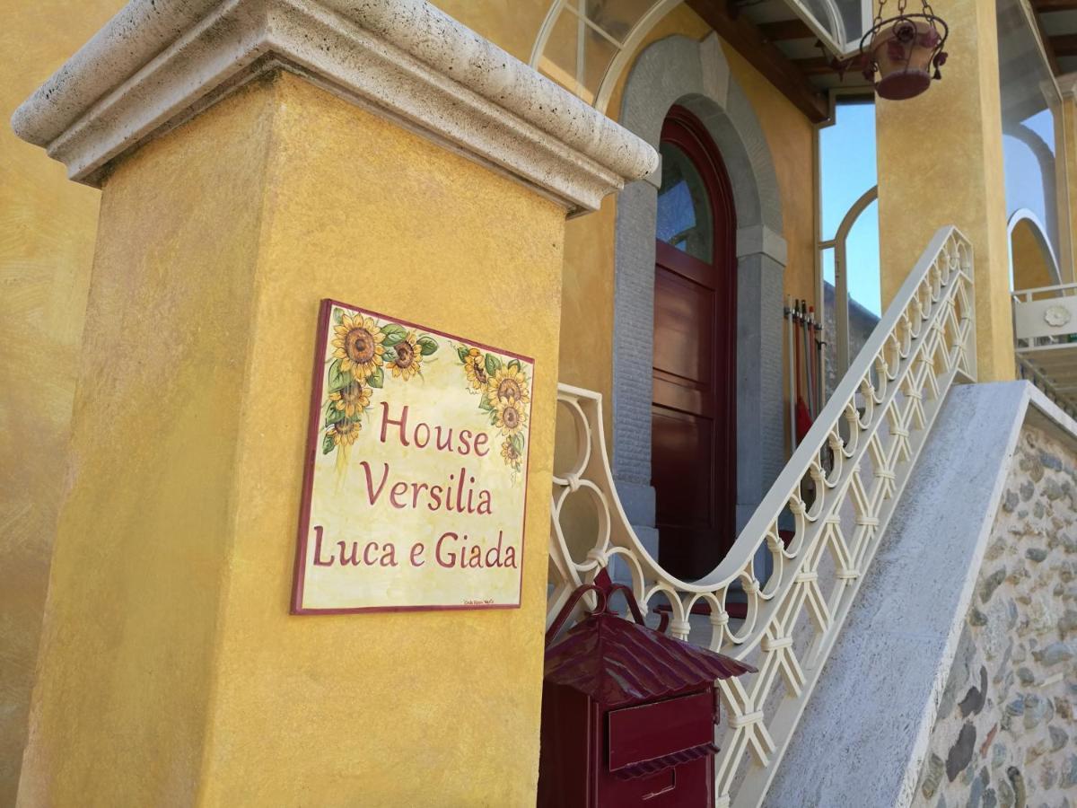 House Versilia Luca E Giada, 5 Chilometri Da Forte Dei Marmi! Экстерьер фото